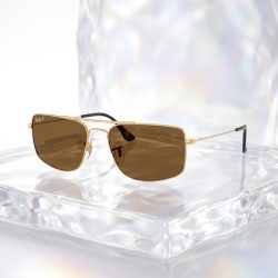 Make_background_bright_translucent_2K_202608061707