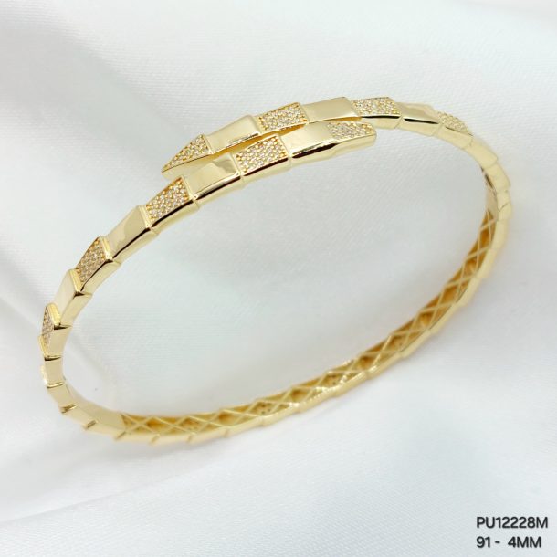 PU12228M